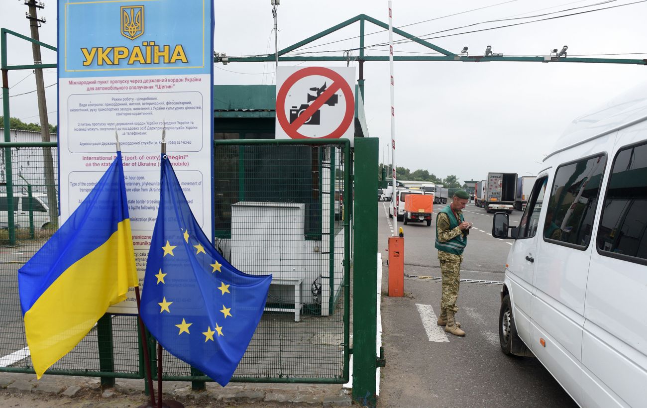 Зображення новини: Заборонили в’їзд до ЄС? Покрокова інструкція, як діяти під час воєнного стану