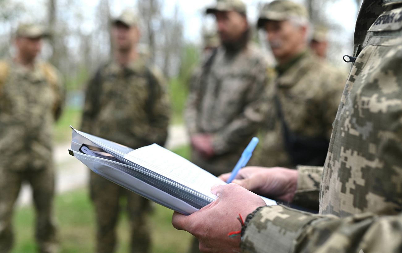 Зображення новини: Вдарили по голові дошкою: у Рівненській області побили військового ТЦК