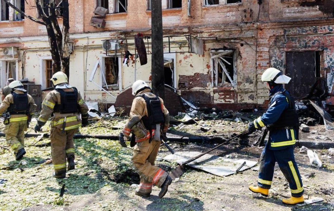 Зображення новини: РФ вдарила по Харкову 10 дронами: 66 поранених, серед них - діти