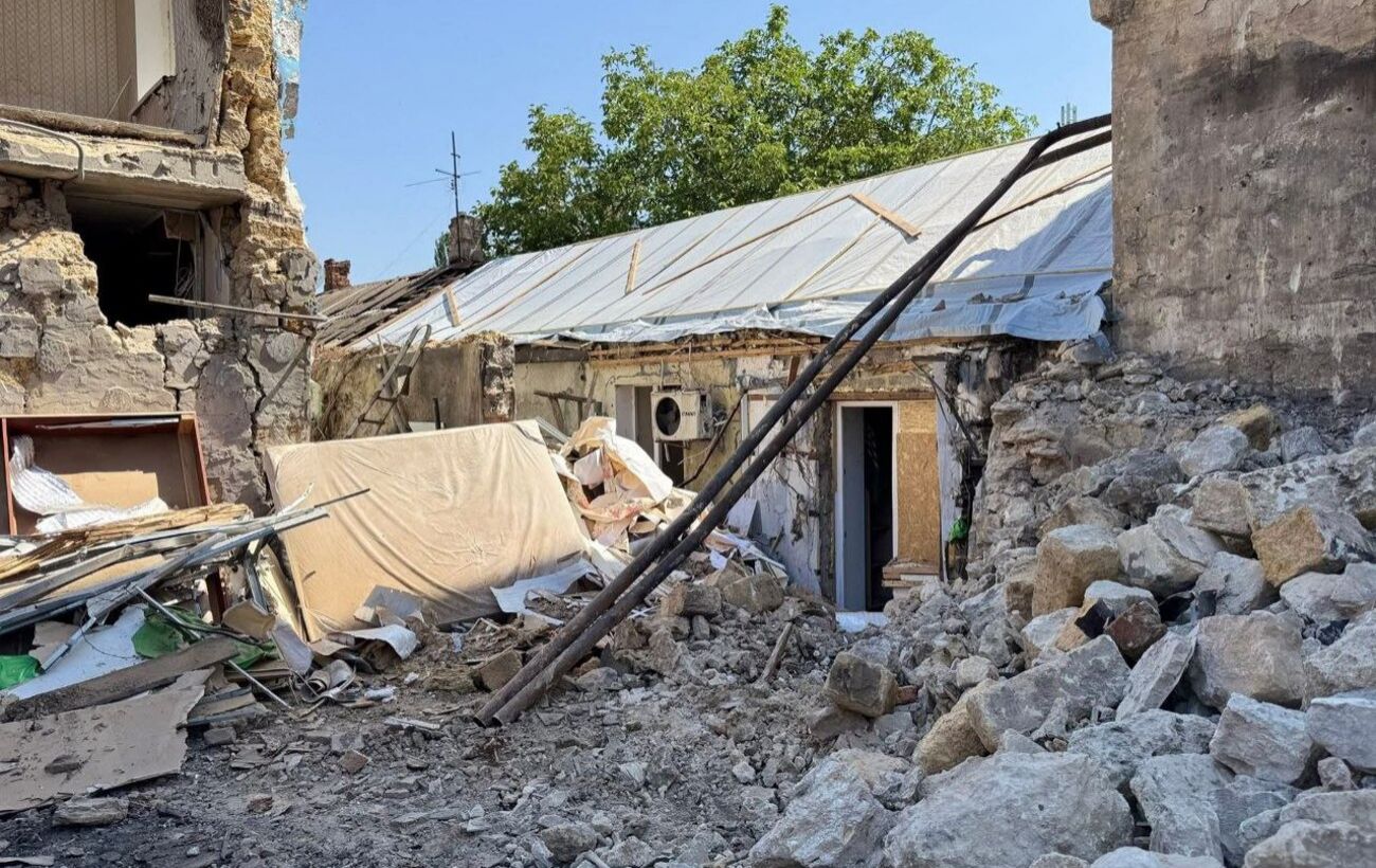 Зображення новини: Вперше за війну: Миколаїв зазнав нетипової ранкової атаки дронами (фото)