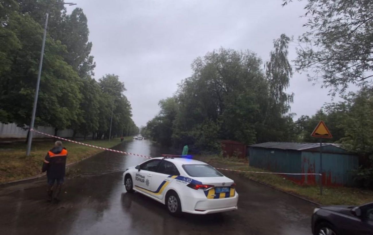 Зображення новини: Злива накрила Львів та околиці: де обмежено рух транспорту (фото, відео)