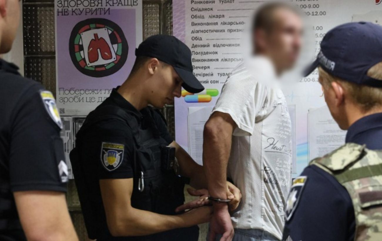 Зображення новини: Трощив меблі та погрожував розправою: у Запоріжжі напали з ножем на лікаря