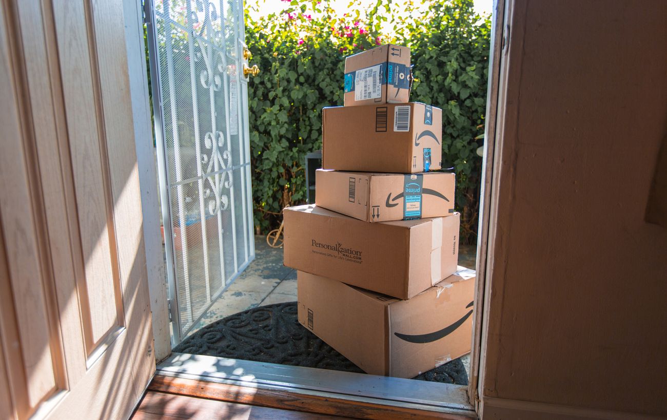 Зображення новини: Amazon рік завалював дім жінки посилками, яких вона не замовляла: її життя перетворилося на пекло