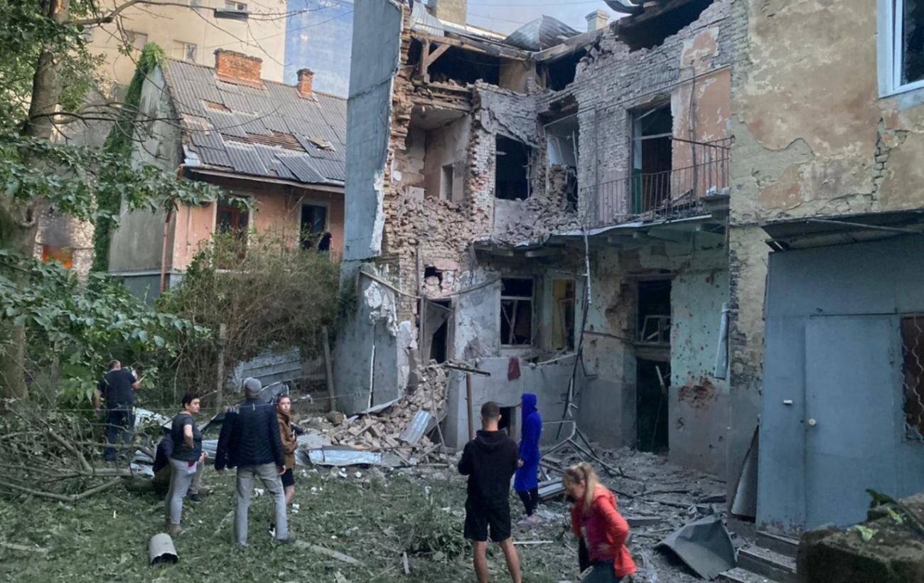 Зображення новини: У Львові зросла кількість постраждалих після нічного обстрілу, серед них – дитина
