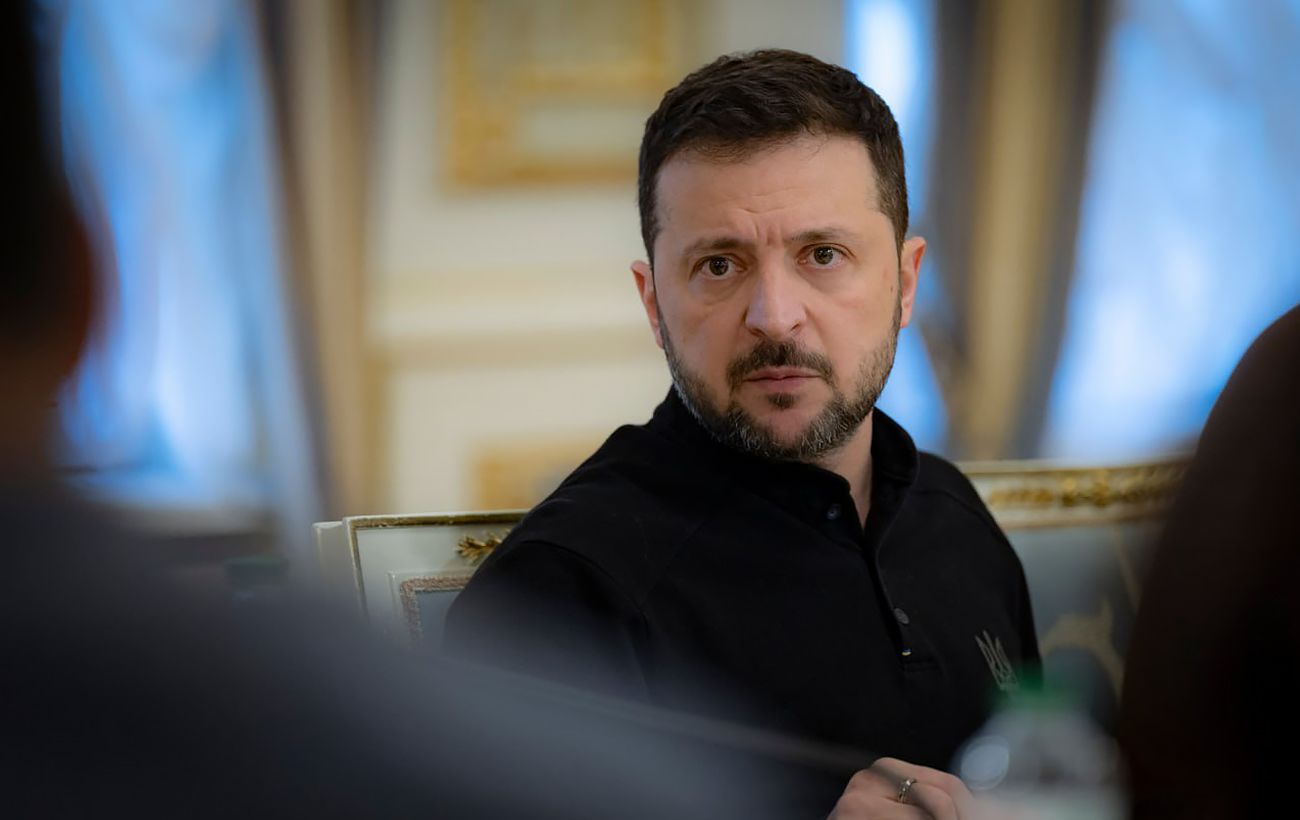 Зображення новини: Множинне громадянство в Україні: Зеленський заявив про готовність підписати закон