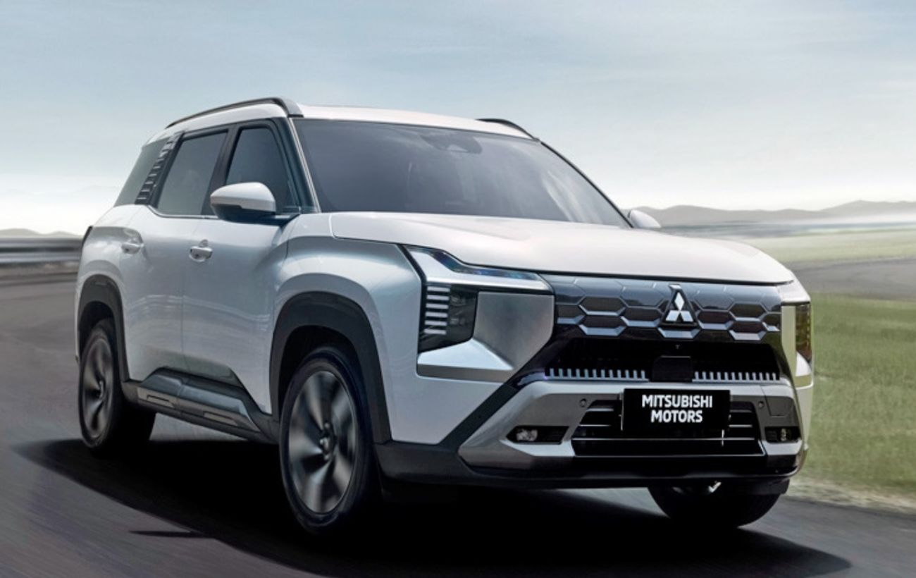 Зображення новини: Mitsubishi показала новий кросовер Destinator на три ряди крісел: ось як він виглядає