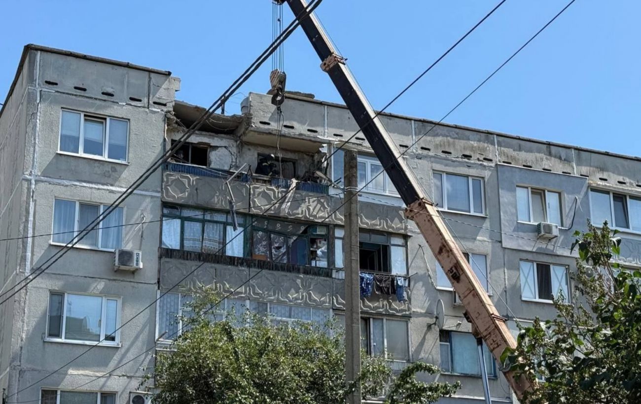 Зображення новини: Масований удар по Павлограду: у ОВА показали свіжі фото наслідків ворожого обстрілу
