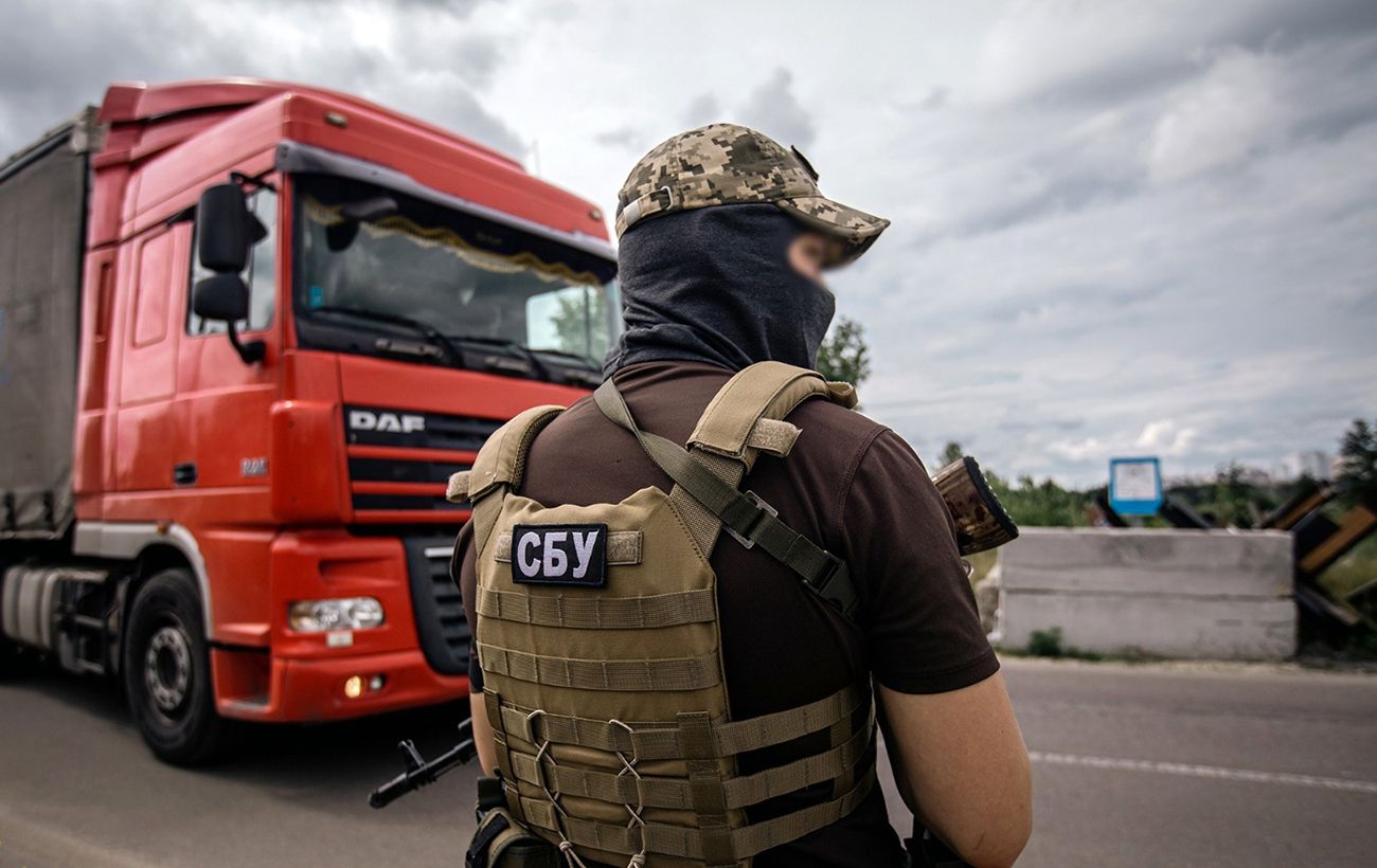 Зображення новини: Готували вбивства військових: СБУ викрила 7 агентів ФСБ, серед них - школярі