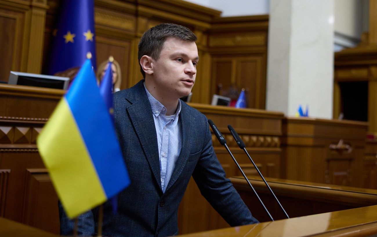 Зображення новини: З фракції "Слуга народу" вийшов депутат через законопроєкт 12414