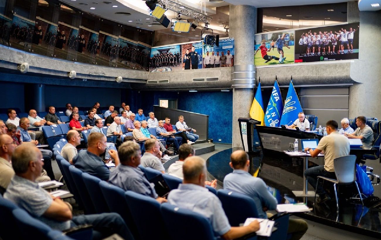 Зображення новини: Міжнародний футбол ігнорує заборону? УАФ вимагає не допустити матч із Росією