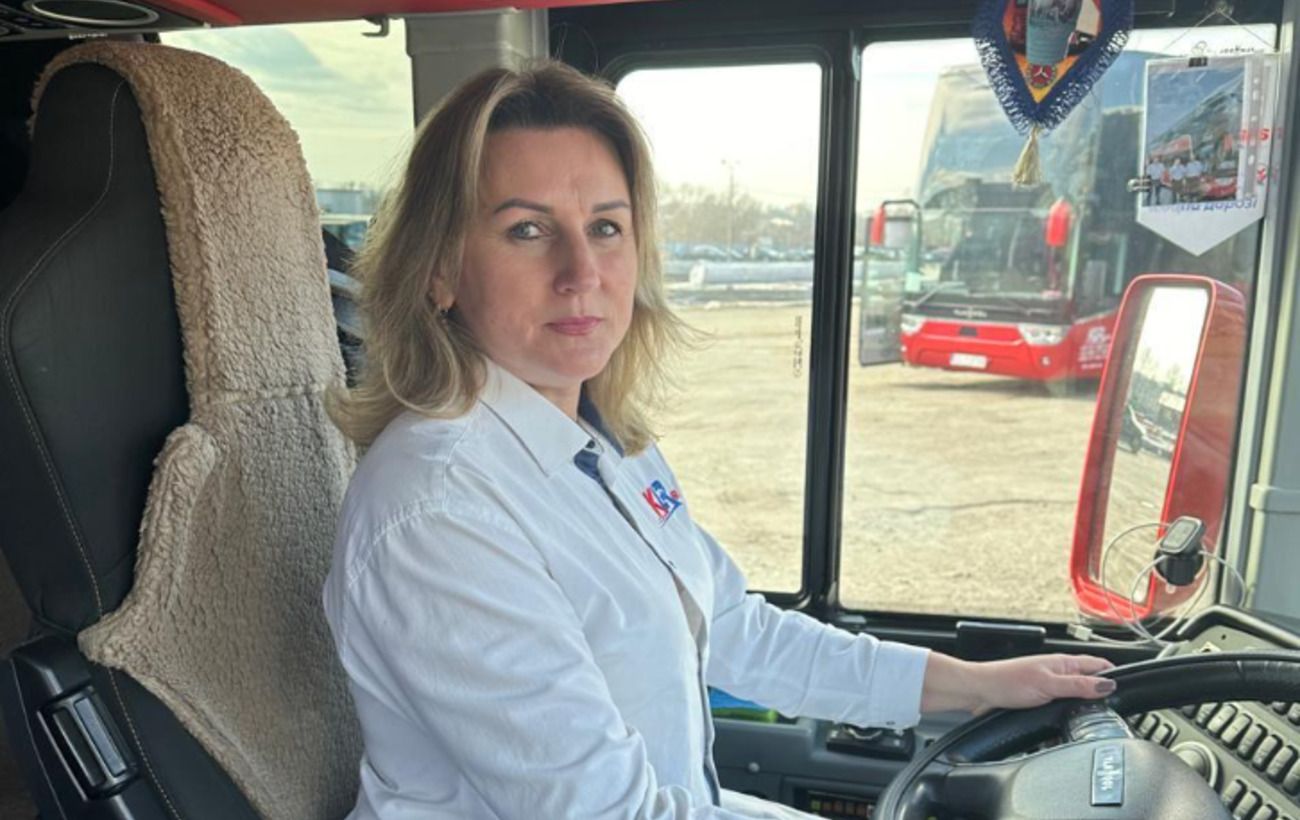 Зображення новини: KLR Bus готує жінок-водіїв автобуса: що відомо про проект