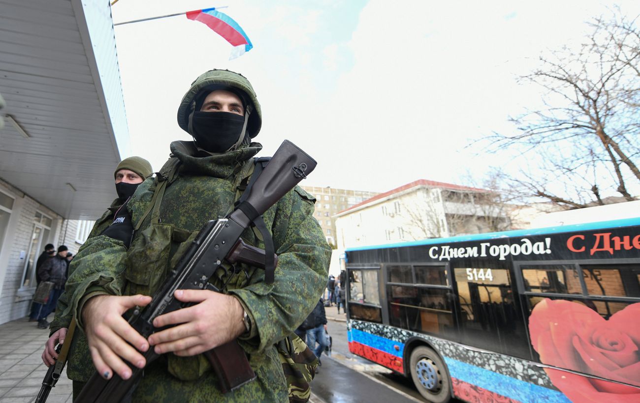 Зображення новини: На Харківщині окупант розстріляв трьох цивільних у багатоповерхівці: перехоплення ГУР