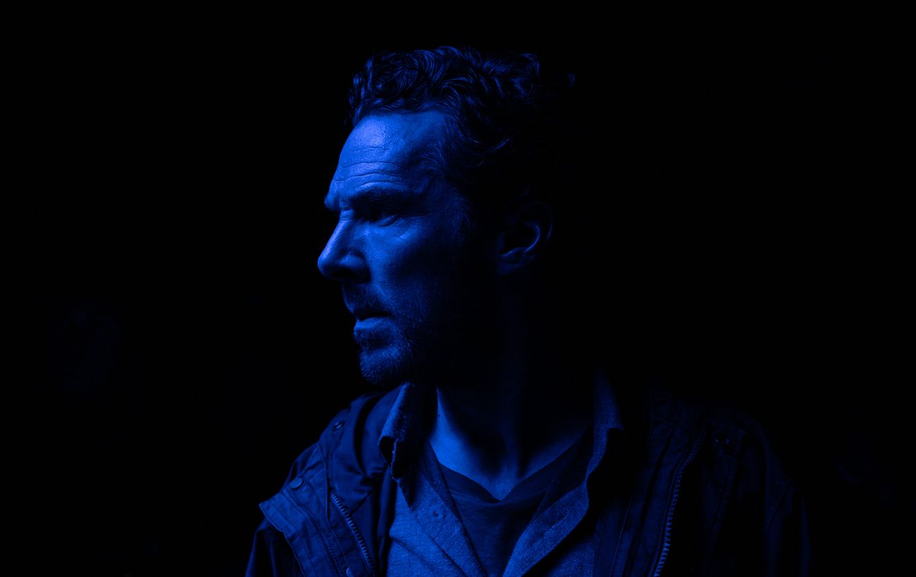 Зображення новини: "Чорне пір’я": 5 причин подивитися психологічну драму з Бенедиктом Камбербетчем