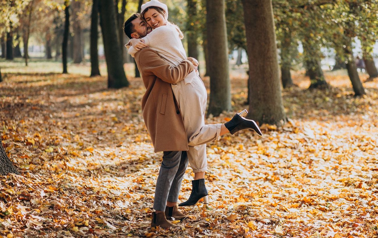 Зображення новини: Заручини чи весілля: кохання постукає в серця 5 знаків Зодіаку з 17 до 23 листопада