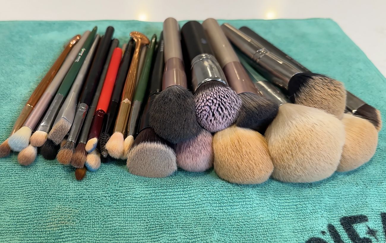 Зображення новини: Як мити кисті для макіяжу: швидкий і ефективний метод