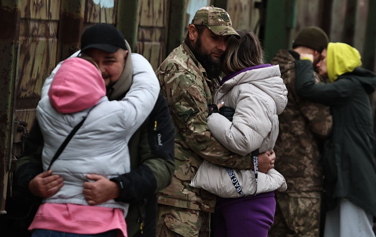 Зображення новини: Не лише основна відпустка: скільки днів можуть відпочивати військові в Україні і які умови