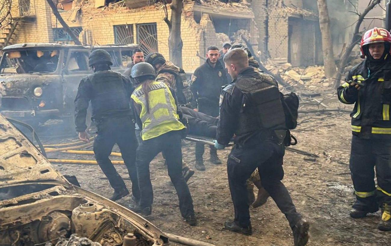 Зображення новини: Удар РФ по висотці у Тернополі: кількість загиблих зросла до 26