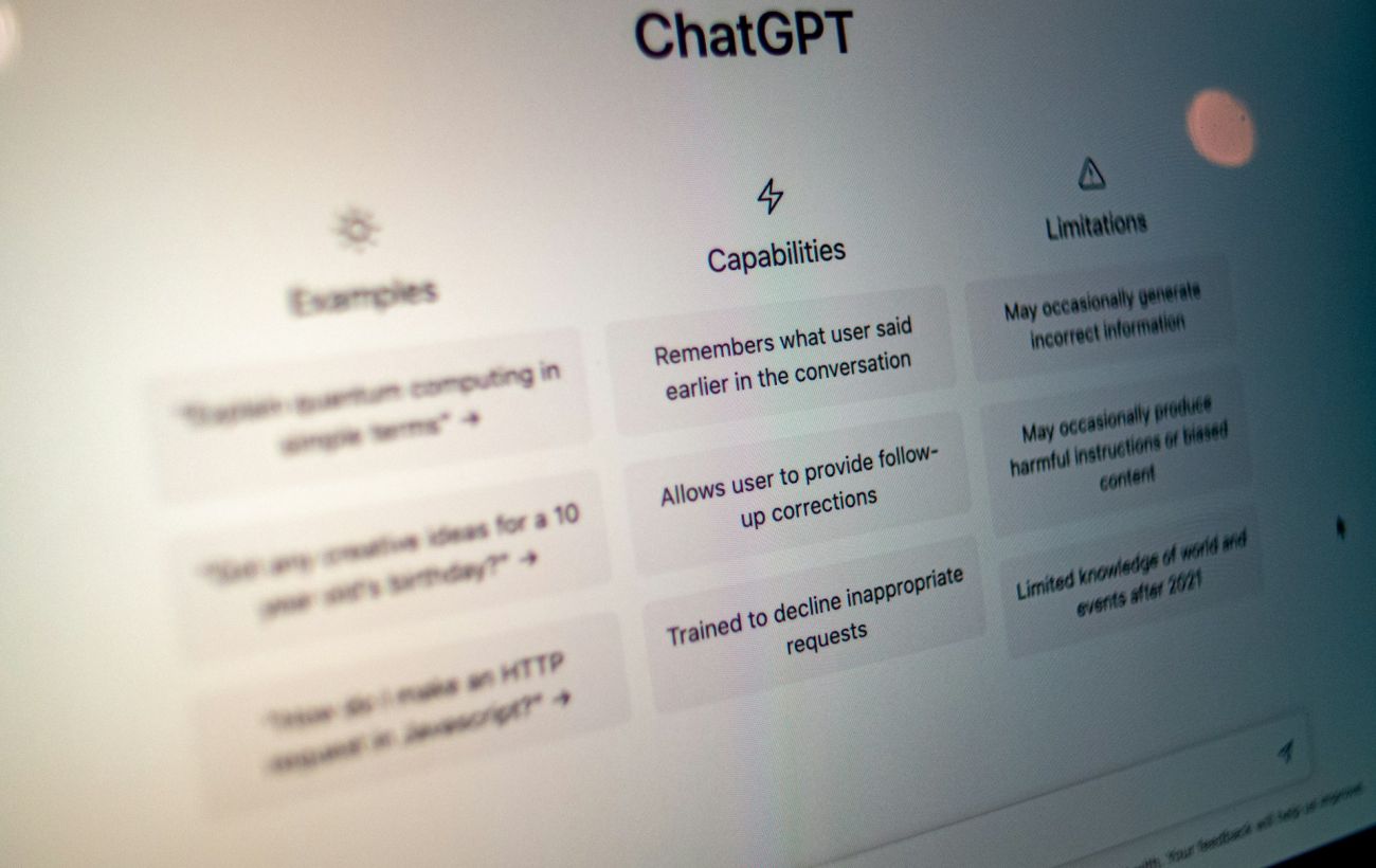 Зображення новини: Експерти виявили 7 небезпечних вразливостей ChatGPT: що потрібно знати користувачам