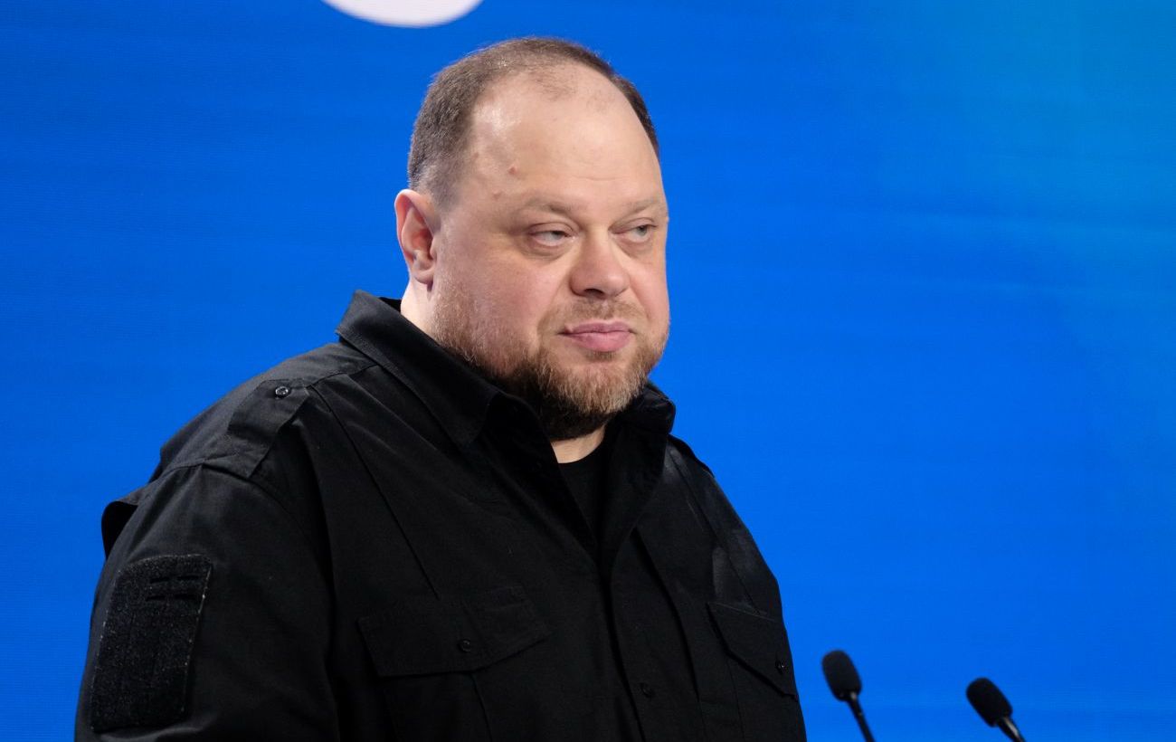 Зображення новини: "Ніхто не має права перетнути". Стефанчук назвав "червоні лінії" України щодо мирної угоди