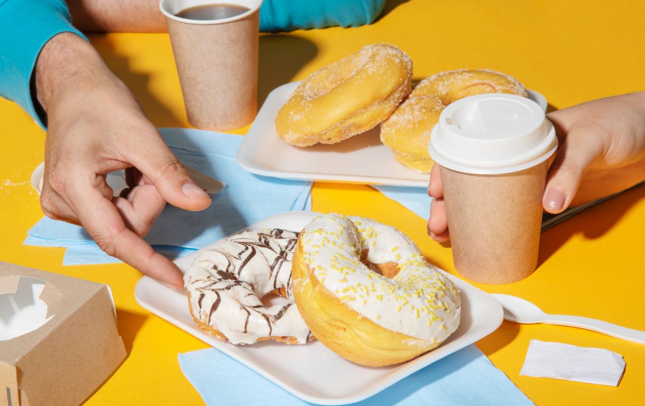 Зображення новини: Ось чому вас тягне на солодке і фастфуд: нутриціолог назвала неочевидну причину