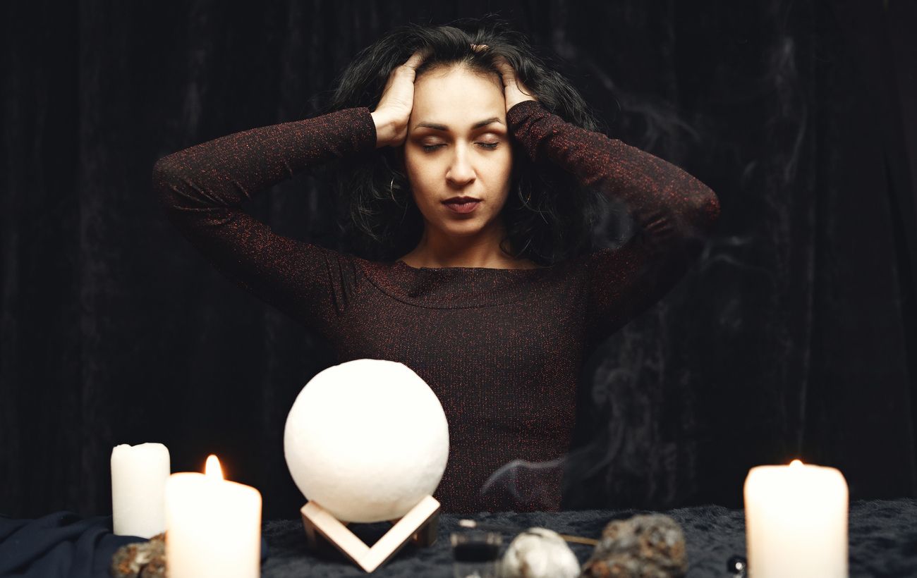 Зображення новини: Нависла чорна хмара: ці знаки Зодіаку ризикують сильно помилитися вже днями