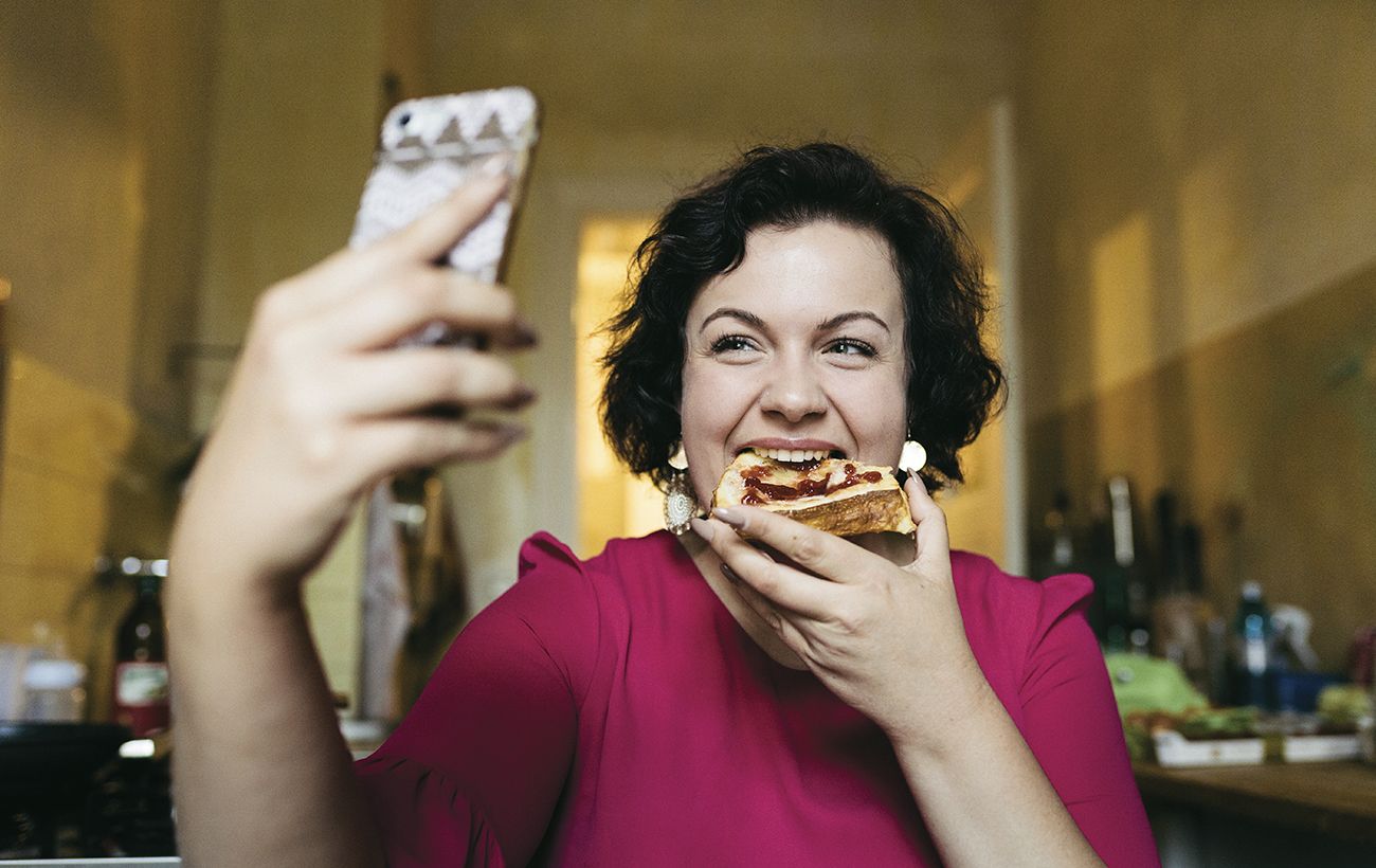 Зображення новини: Що їсти перед сном, топ-продукти і помилки при готуванні: що українцям треба знати про їжу