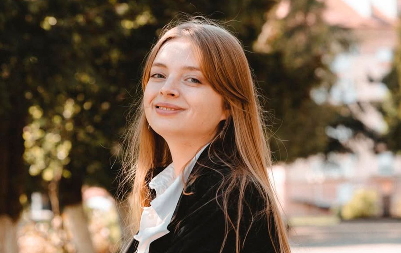 Зображення новини: Як витримати інформаційний шум? Інтерв’ю з Валерією Вайнраух про роль медитації сьогодні