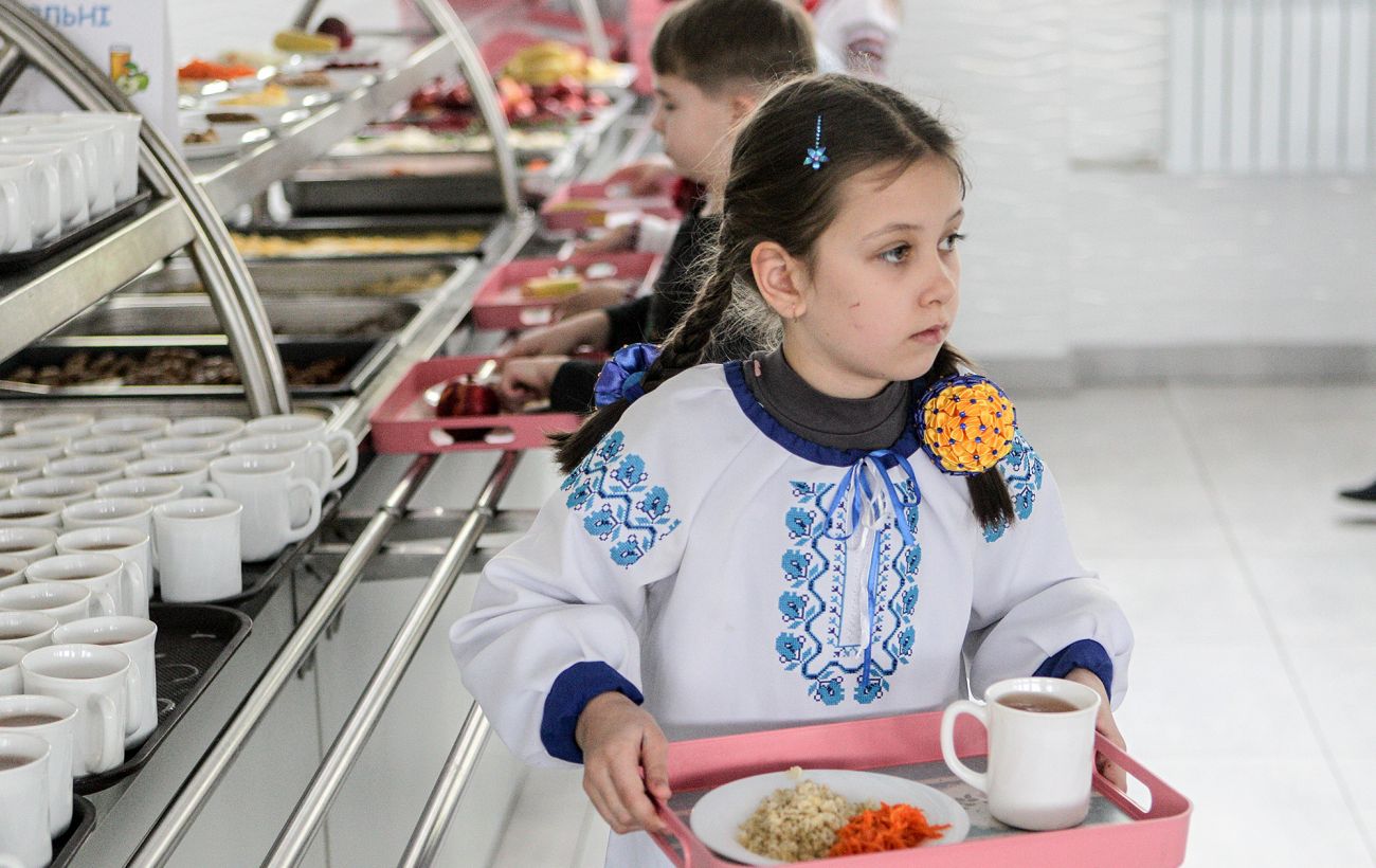 Зображення новини: У школах змінили норми харчування: чим тепер годуватимуть дітей