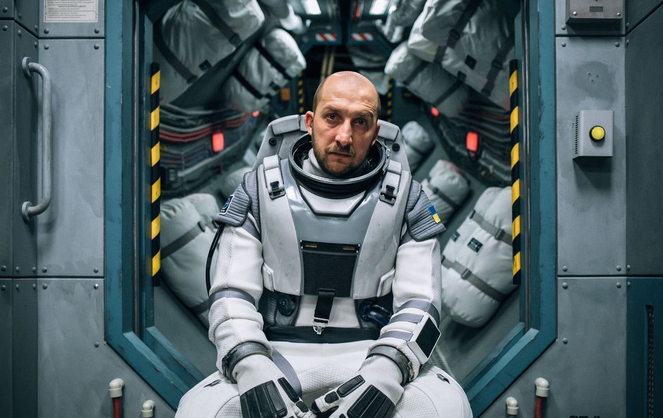 Зображення новини: До Дня ЗСУ військові зможуть безкоштовно подивитися фільм "Ти - космос": деталі