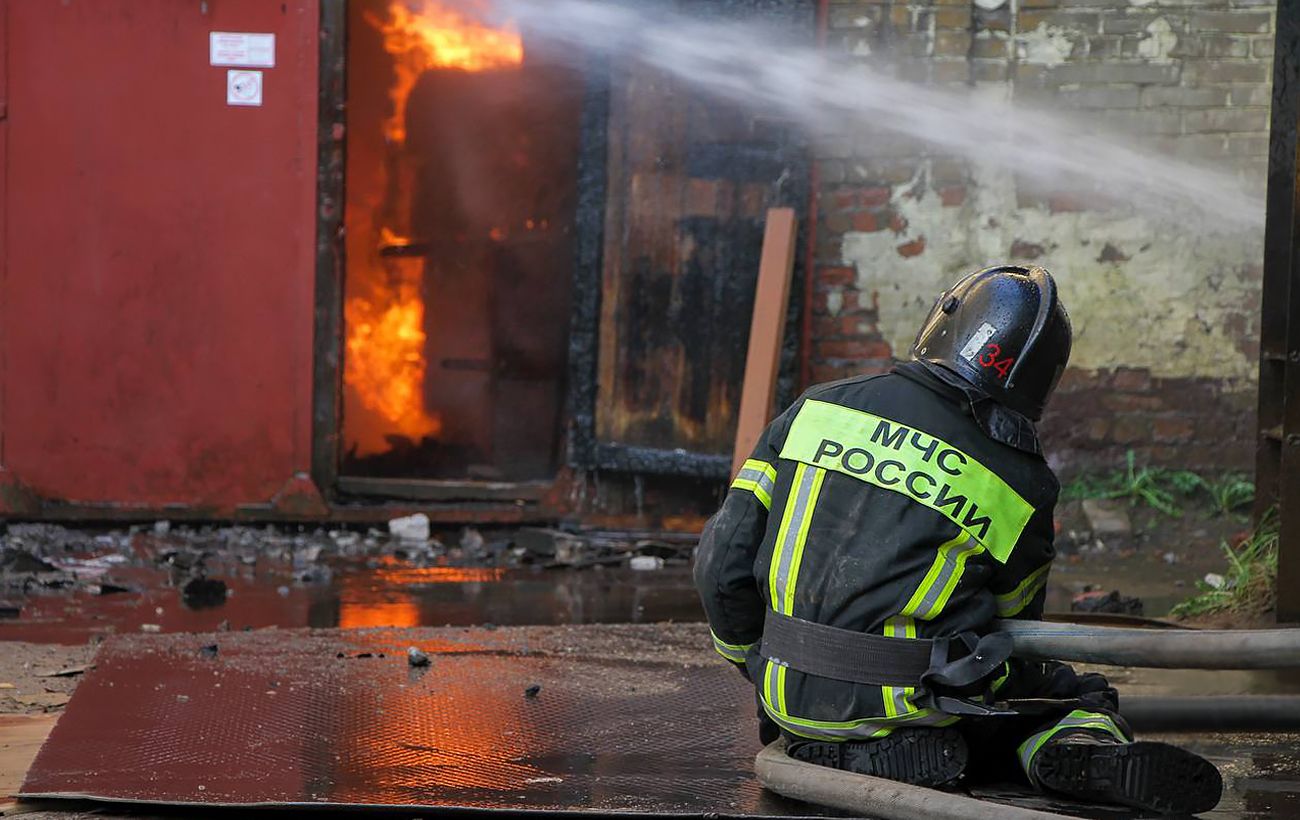 Зображення новини: Саратов та Енгельс атакували невідомі дрони: повідомлялось про займання на НПЗ