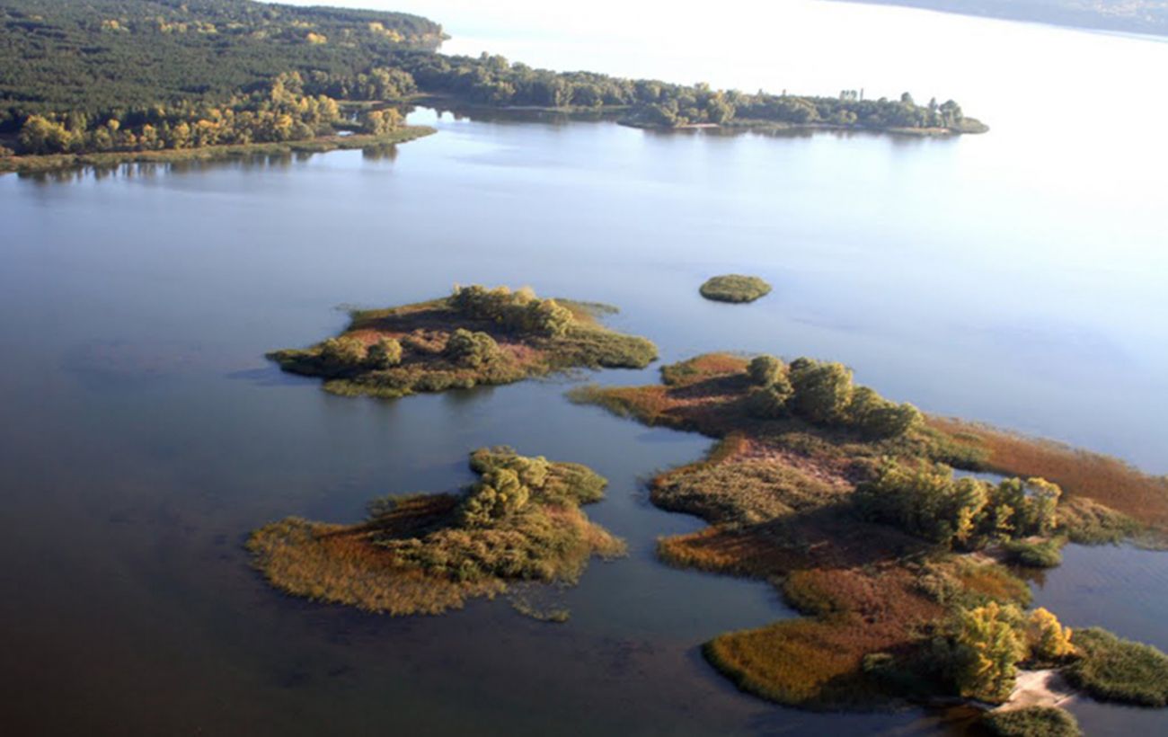Зображення новини: Окупанти вдарили по греблі Печенізького водосховища на Харківщині: рух повністю перекрито