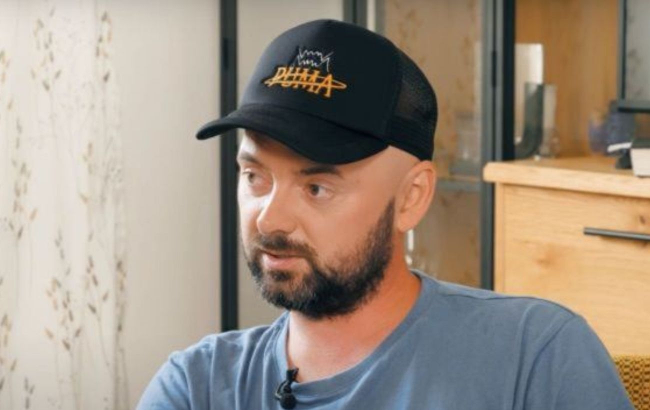 Зображення новини: У Києві попрощалися з фронтменом гурту ADAM: хто із зірок прийшов провести музиканта