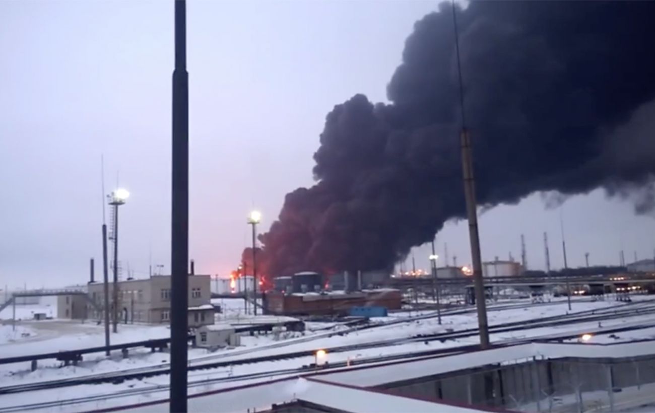 Зображення новини: Ще один великий російський НПЗ повністю зупинився після ударів українських дронів