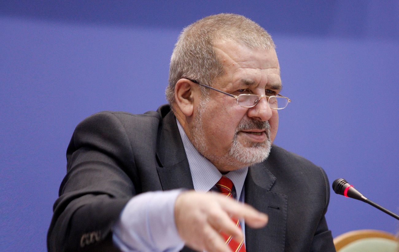 Зображення новини: Голова Меджлісу відповів на заяву Трампа про "омиваний чотирма океанами" Крим