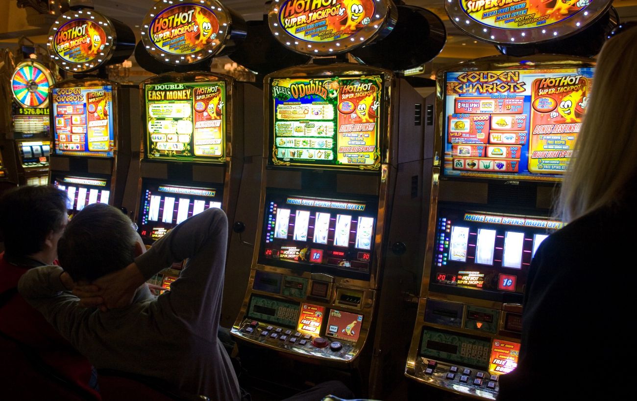 Зображення новини: У 2026 році легальний гральний ринок впаде на третину, а бюджет недоотримає 5,6 млрд гривень, - експерти