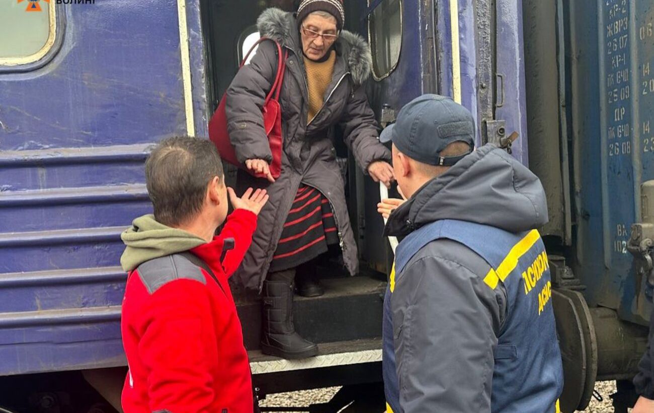 Зображення новини: У Покровську та Костянтинівці залишаються цивільні мешканці, - Донецька ОДА