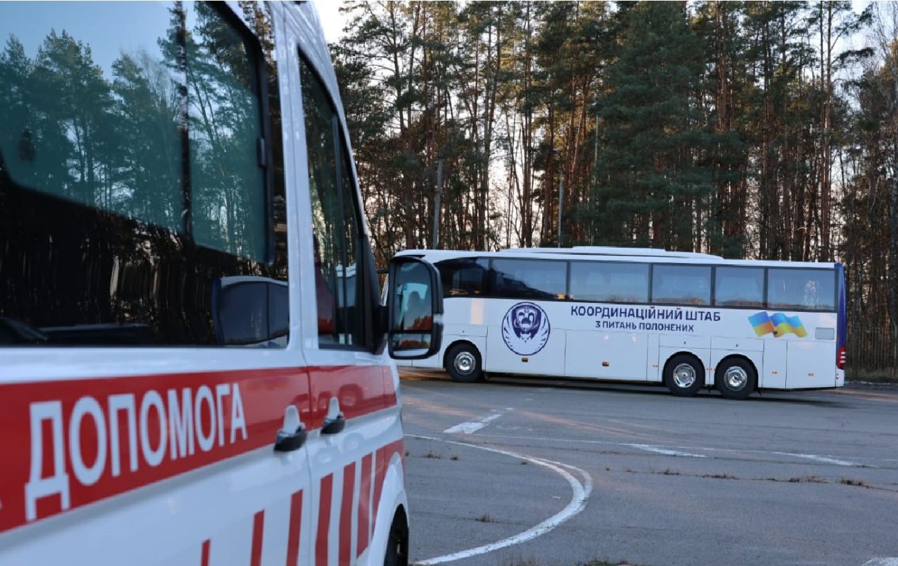 Зображення новини: Операцією керував Буданов. Білорусь передала своїх опозиціонерів Україні (фото)