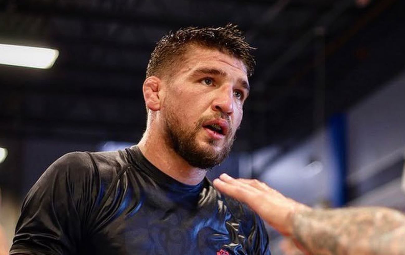 Зображення новини: Амосов і Магні зійшлися у видовищному бою: відео дебюту українця в UFC