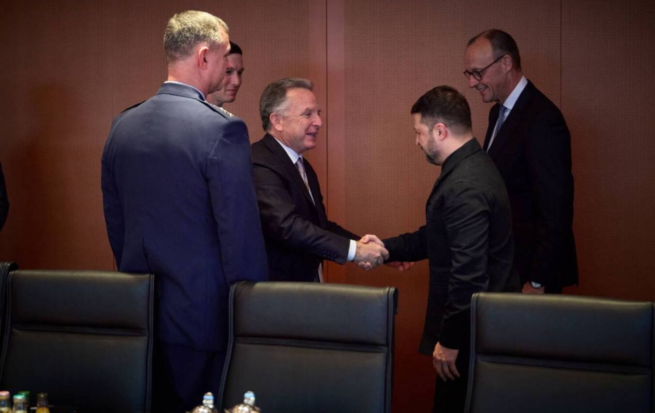 Зображення новини: США пропонують Україні гарантії безпеки на кшталт 5-ї статті НАТО, - WSJ