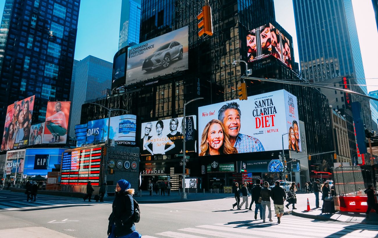 Зображення новини: Це фіаско: як світові бренди ганьблять себе через рекламу з ШІ