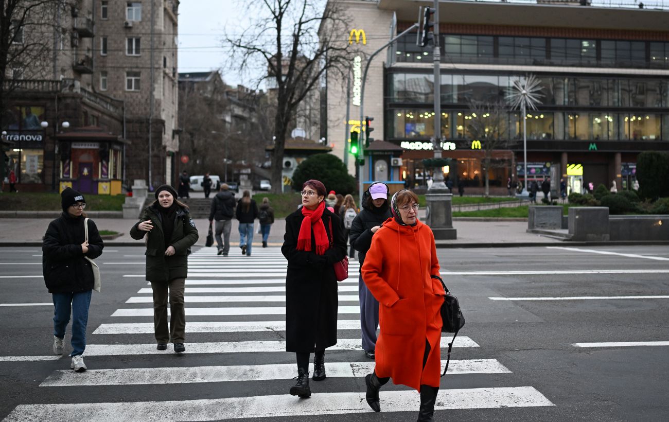 Зображення новини: Антициклон не відступає: якою сьогодні буде погода в регіонах