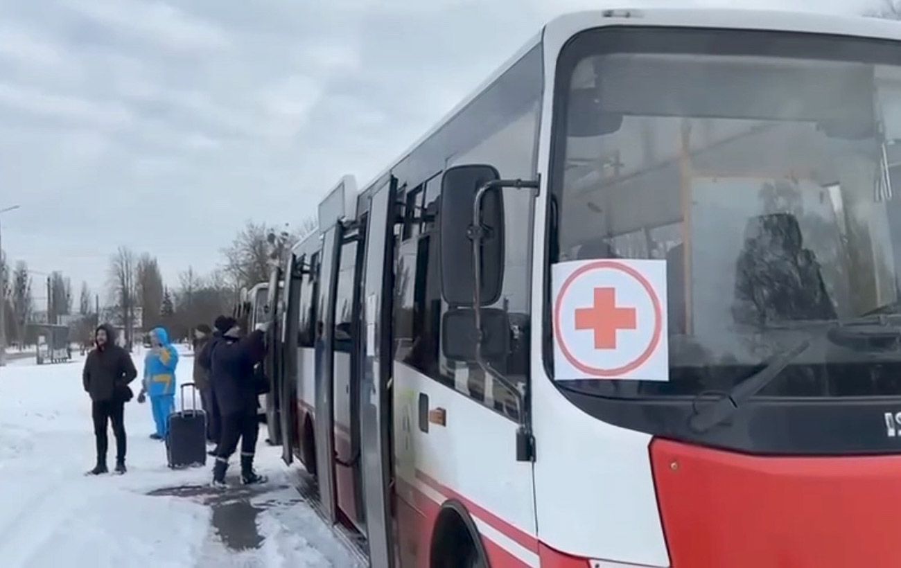 Зображення новини: У мережі заявили, що РФ "вивезла" людей з села на Сумщині: що кажуть в ОВА