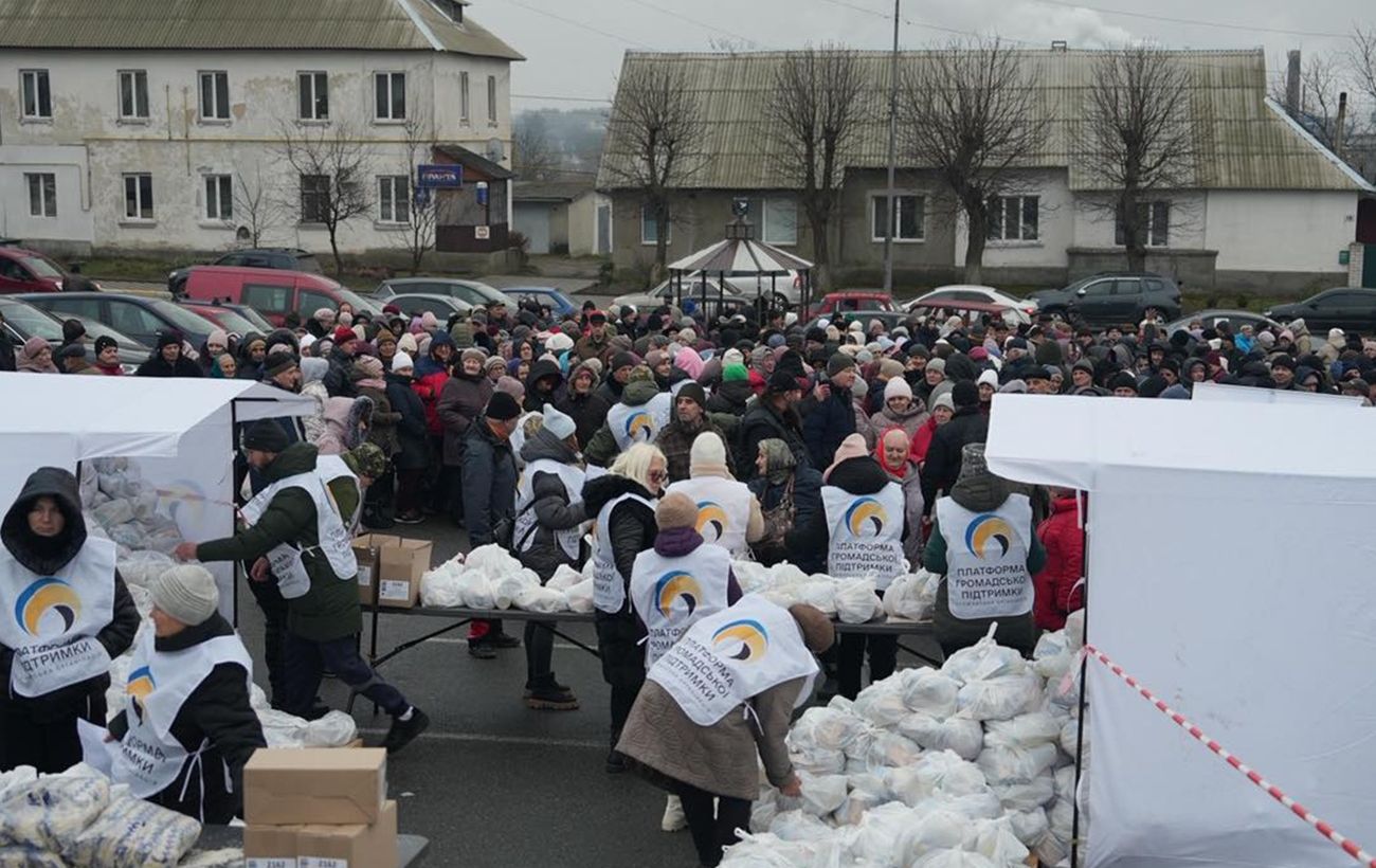 Зображення новини: "Платформа громадської підтримки": тисячі ветеранів та ВПО отримали допомогу на Житомирщині