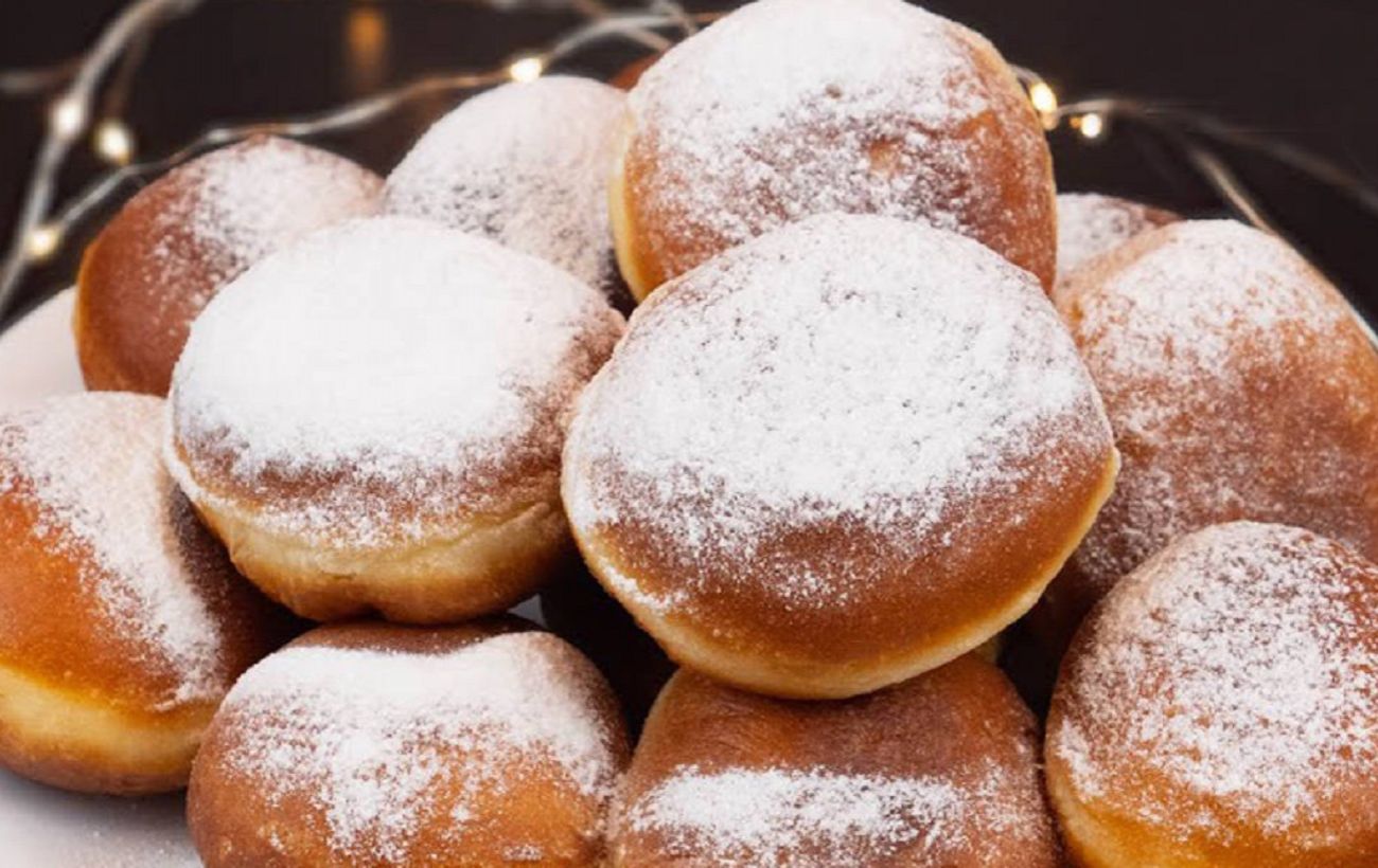 Зображення новини: Рецепт ідеальних пампухів на Різдво: м’які, пухкі та ароматні