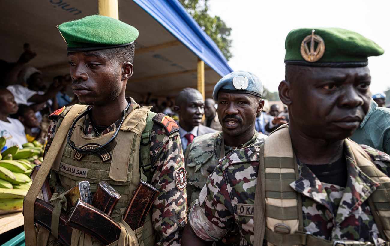 Зображення новини: РФ обманом заманює кенійців на війну проти України: деталі схеми від Bloomberg