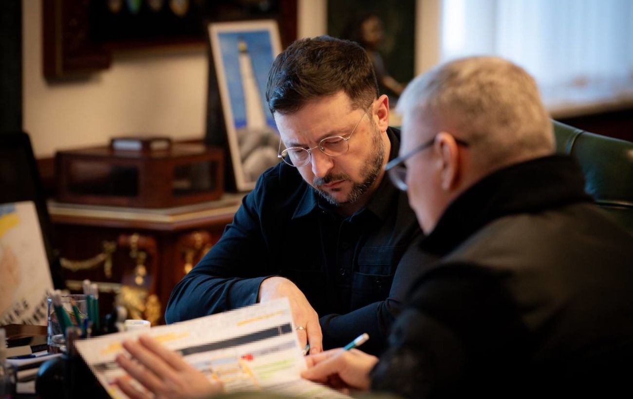 Зображення новини: Зйомки супутників Китаю збіглися з ударами РФ по енергетиці України, - Зеленський