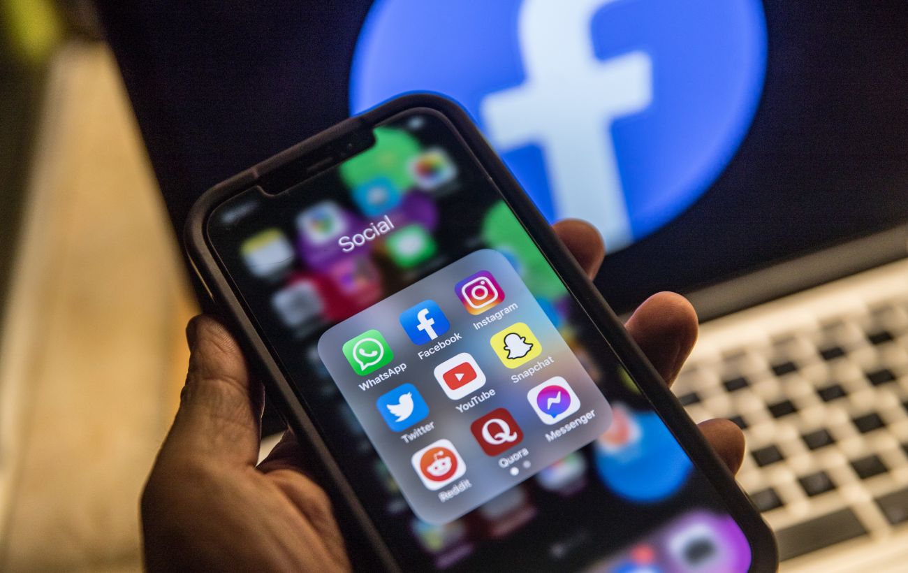 Зображення новини: У Китаї заборонять "непристойне" листування навіть між парами: чого чекати порушникам