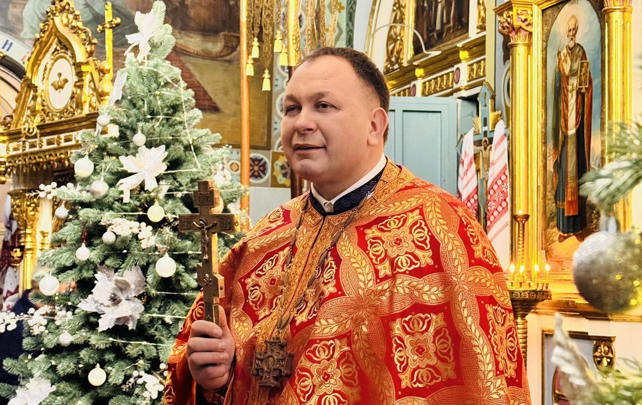 Зображення новини: "Три броні не врятували": священник ПЦУ отримав повістку одразу після похорону воїна