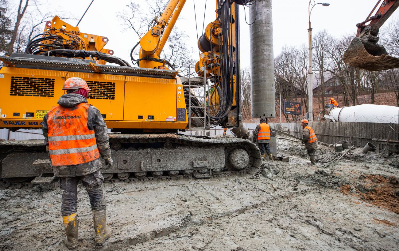Зображення новини: Завжди високий попит. В МОН назвали професії, які точно не витіснить штучний інтелект