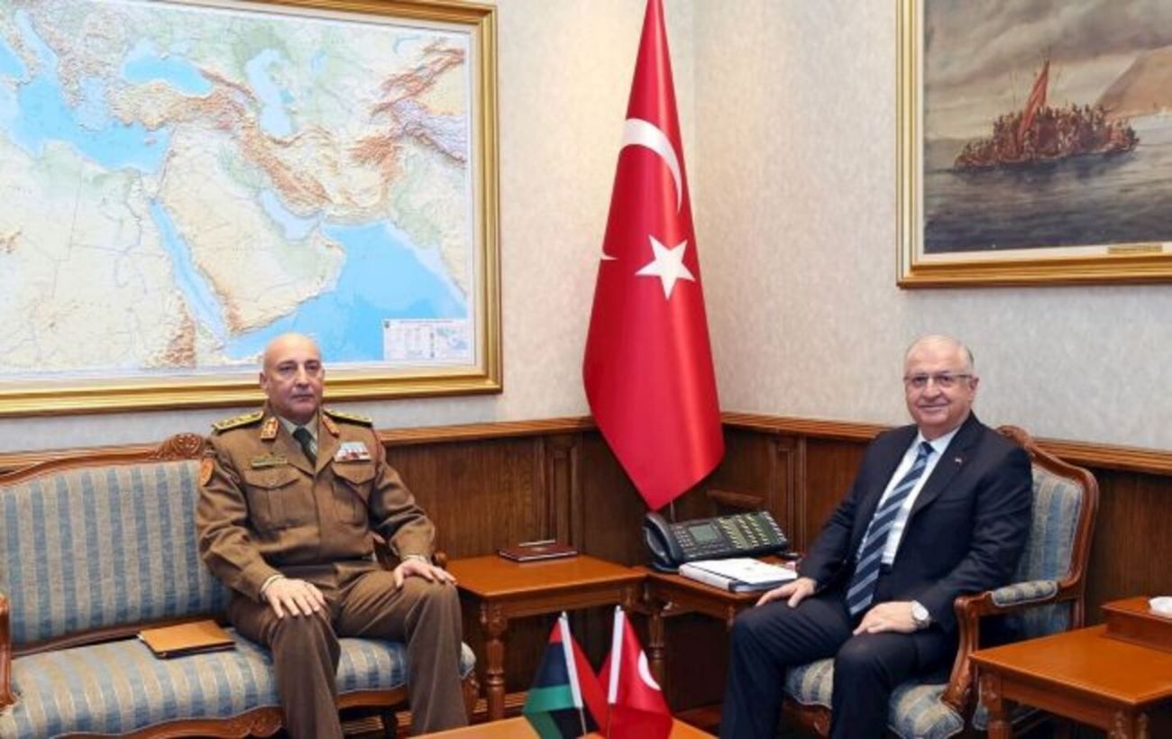 Зображення новини: У Туреччині розшифровують чорні скриньки літака з лівійською делегацією